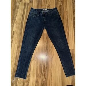 Levi's 535 Women's Sz 31 Super Skinny Jeans Front Pipe Dark Denim Raw Hem